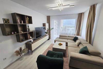 Apartament cu 3 camere decomandat, mobilat în Tractorul