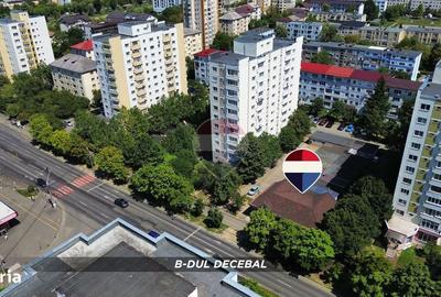 Spațiu comercial, de 200 mp, în Decebal