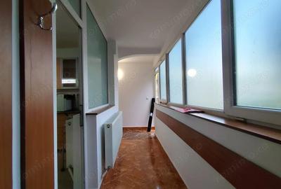 Spațiu comercial, de 50 mp, în Rogerius - 10