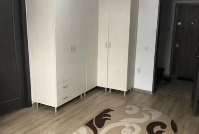 Garsonieră decomandată în Cug