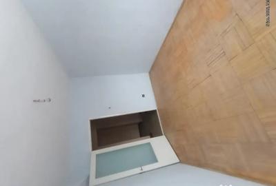 Apartament cu 3 camere decomandat în Central - 3