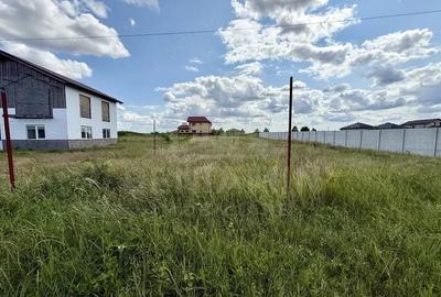 Teren de 1100 mp, în Central