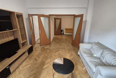 Apartament cu 3 camere semidecomandat în Universitate - 2
