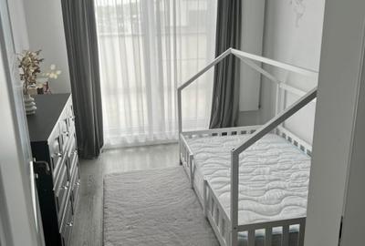 Apartament cu 3 camere decomandat, mobilat în Florești - 6