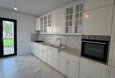 Casă cu 3 camere cu Teren 430 Mp în Central - 4