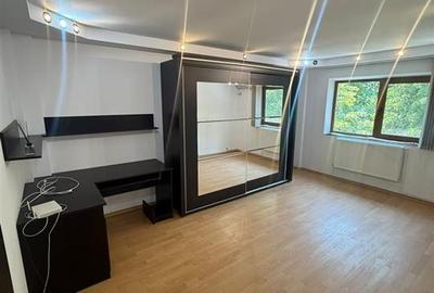 Apartament cu 2 camere decomandat, mobilat în Nicolina - 3
