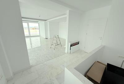 Apartament cu 4 camere decomandat în Metalurgiei - 2