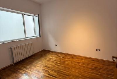 Casă individuală cu 4 camere cu Teren 118 Mp în 1 Mai - 6