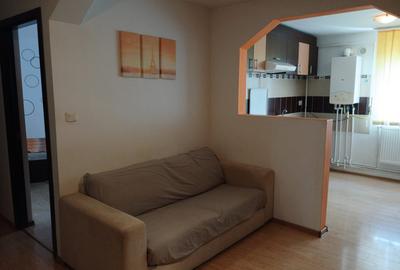 Apartament cu 2 camere nedecomandat, mobilat în Cug