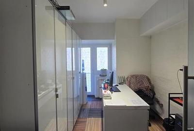 Apartament cu 3 camere decomandat în Central - 4