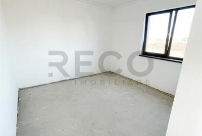 Casă cu 3 camere cu Teren 500 Mp în Sânmartin - 4