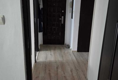 Apartament cu 3 camere decomandat în Spitalul Județean - 10