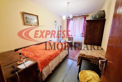 Apartament cu 2 camere decomandat în Titan - 2