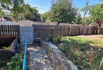 Casă cu 4 camere cu Teren 879 Mp în Turcoaia