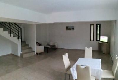 Casă cu 10 camere cu Piscina în Sărata-Monteoru - 7