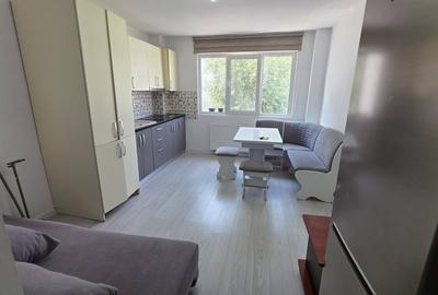 Apartament semidecomandat în Militari