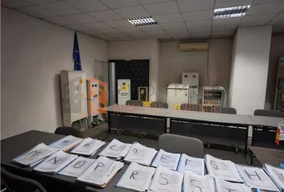 Birou, de 44 mp, în Broșteni - 2