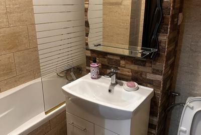 Apartament cu 2 camere decomandat în Central - 1