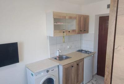 Garsonieră semidecomandată în Bartolomeu