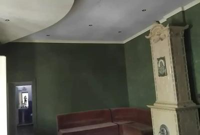Casă cu 6 camere cu Teren 298 Mp în Corabia