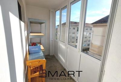 Apartament cu 3 camere decomandat, mobilat în Calea Dumbrăvii - 1