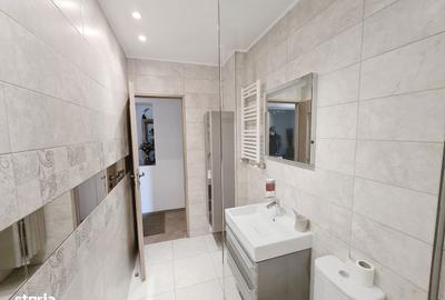 Casă cu 4 camere cu Teren 235 Mp în Central - 2