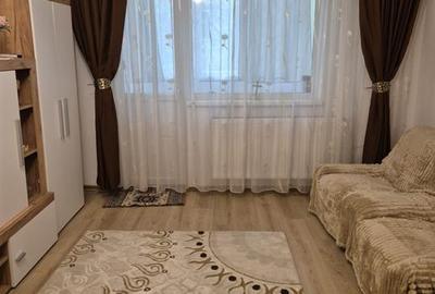 Apartament cu 3 camere semidecomandat, mobilat în Gorjului