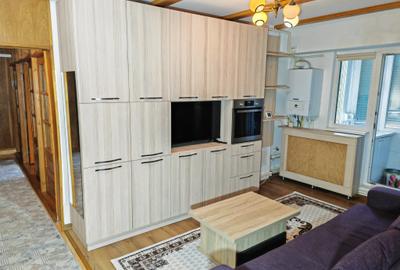 Apartament cu 2 camere decomandat în Tomis III