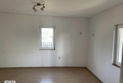 Casă cu 3 camere în Dănila - 4