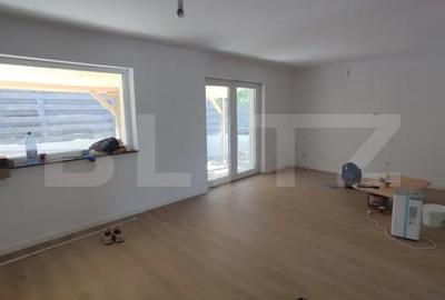 Casă cu 4 camere cu Canalizare în Valea Adâncă - 2