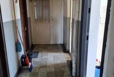 Garsonieră nedecomandată în Bartolomeu