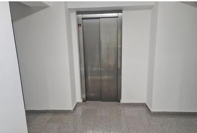 Apartament cu 2 camere decomandat în Ștefan cel Mare