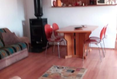 Casă cu 4 camere cu Teren 700 Mp în Angofa