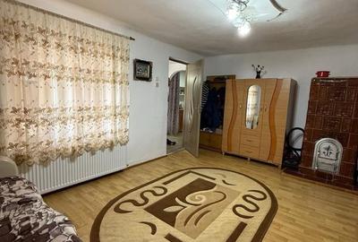 Casă cu 3 camere în Rășinari - 4