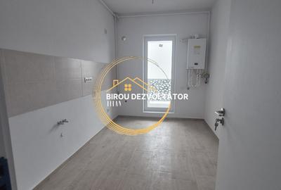 Apartament cu 2 camere decomandat în Titan