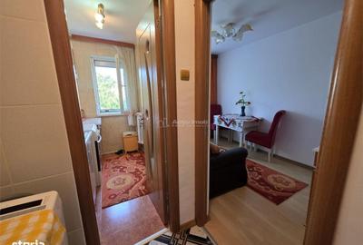 Apartament cu 3 camere semidecomandat în Crâng - 6