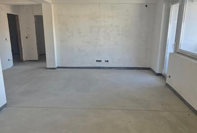 Apartament cu 3 camere decomandat în 22 Decembrie - 3