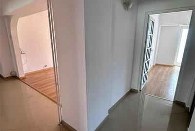 Apartament cu 4 camere decomandat în Unirii - 1