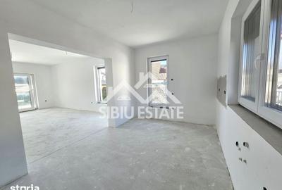 Casă cu 4 camere cu Teren 490 Mp în Șelimbăr