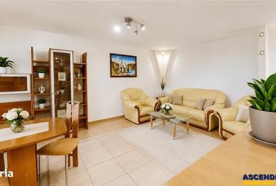 Apartament cu 3 camere decomandat în Centrul Civic