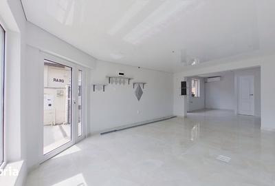 Spațiu comercial, de 391 mp, în Micălaca