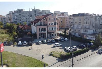 Spațiu comercial, de 43 mp, în Traian - 2