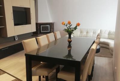 Apartament cu 3 camere decomandat în 1 Mai