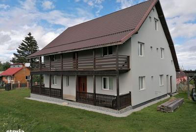 Casă cu 4 camere în Luna