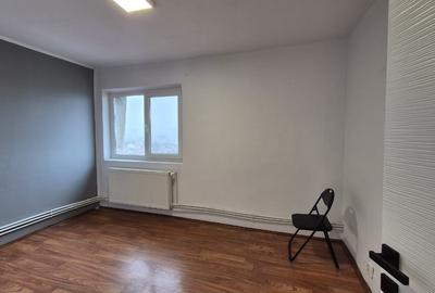 Apartament cu 3 camere decomandat în Aluniș - 13