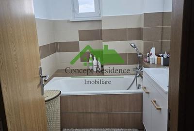 Apartament cu 3 camere decomandat în Traian - 3