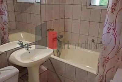 Apartament cu 4 camere decomandat în Chișinau
