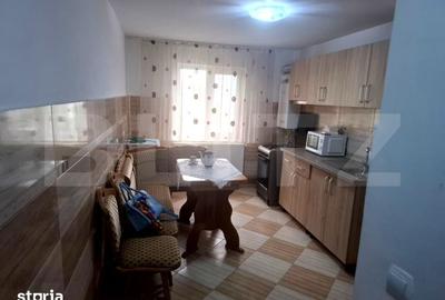 Apartament cu 3 camere semidecomandat în Central - 2