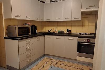 Apartament cu 3 camere decomandat în Nord-Vest
