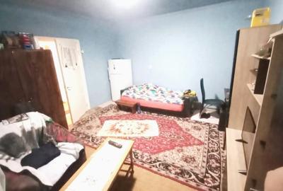 Casă cu 2 camere cu Canalizare în Vasile Aaron - 4